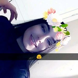 Meet your Posher, Perla